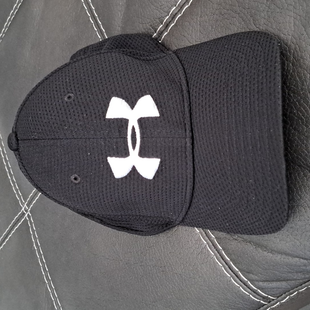 Under Armour/ men's cap